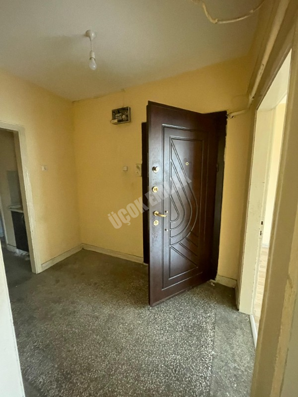 AFYON ÜÇOK EMLAKTAN CUMHURİYET MAH 3+1 DAİRE 