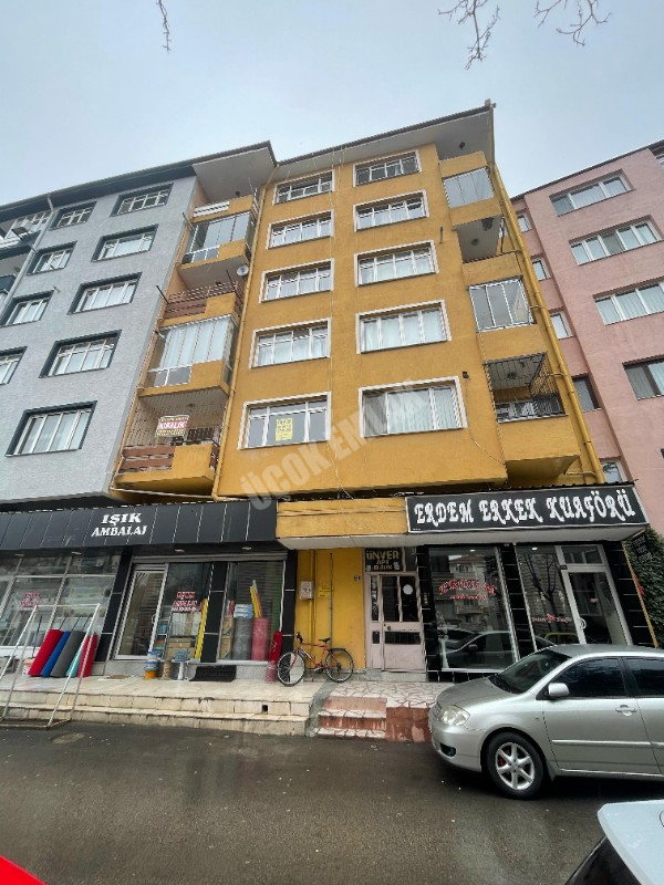 AFYON ÜÇOK EMLAKTAN CUMHURİYET MAH 3+1 DAİRE 