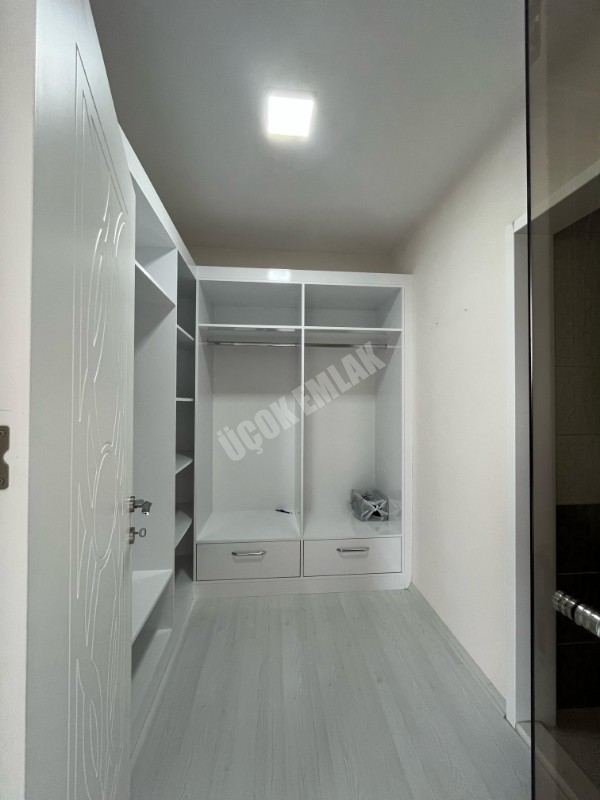 AFYON ÜÇOK EMLAKTAN ALİ İHSAN PAŞA MAH SATILIK LÜKS 3+1 DAİRE