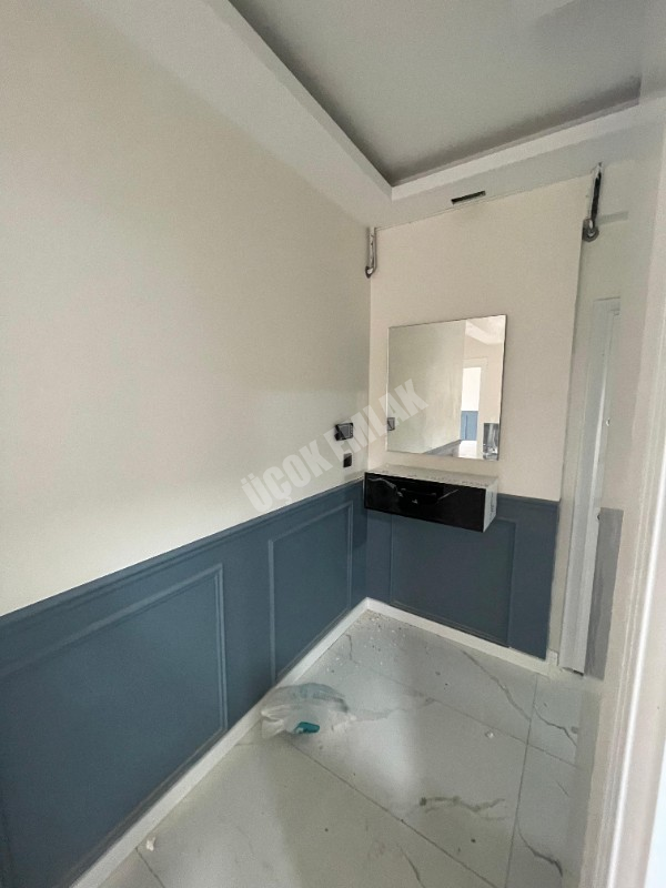 AFYON ÜÇOK EMLAKTAN YARENLER MAH SATILK 3+1 SIFIR DAİRE 
