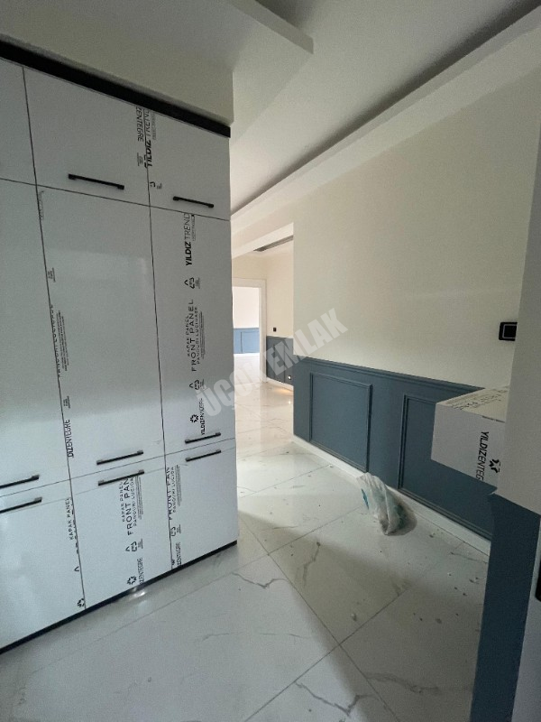 AFYON ÜÇOK EMLAKTAN YARENLER MAH SATILK 3+1 SIFIR DAİRE 