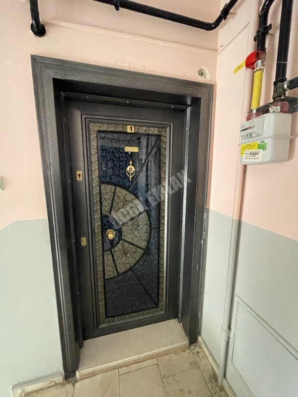AFYON ÜÇOK EMLAKTAN ESENTEPE MAH KİRALIK 3+1 ARAKAT DAİRE 