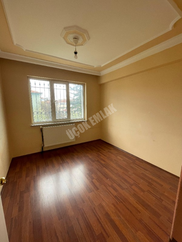 AFYON ÜÇOK EMLAKTAN ESENTEPE MAH KİRALIK 3+1 ARAKAT DAİRE 