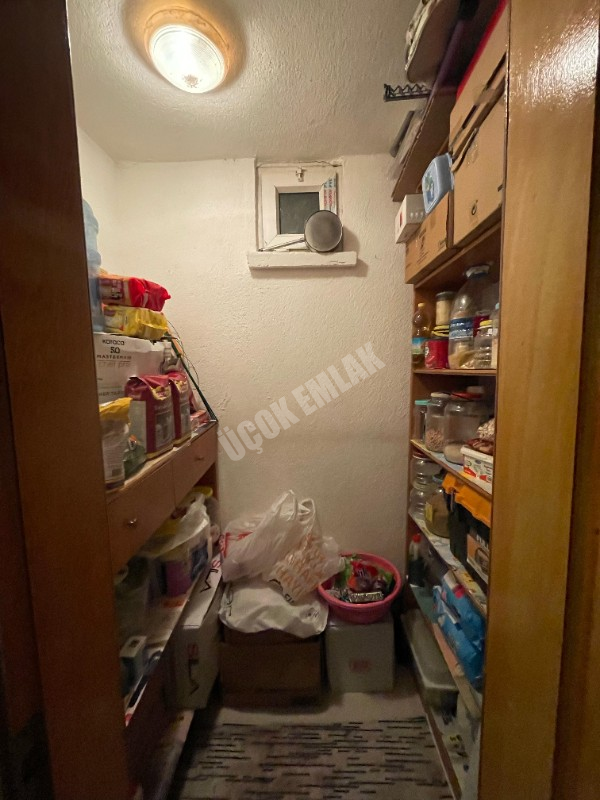 AFYON ÜÇOK EMLAKTAN HARBİŞ KOCATEPE MAH SATILIK TEMİZ BAKIMLI 3+1 DAİRE