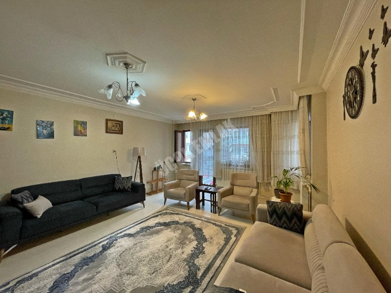 AFYON ÜÇOK EMLAKTAN HARBİŞ KOCATEPE MAH SATILIK TEMİZ BAKIMLI 3+1 DAİRE