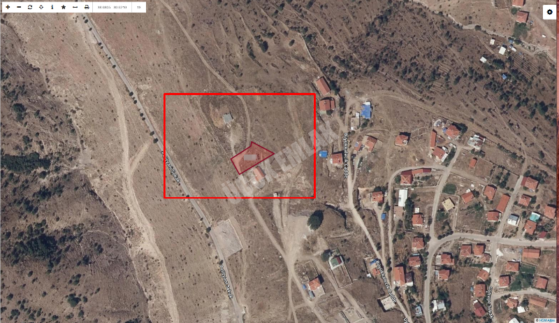 AFYON ÜÇOK EMLAKTAN DEĞİRMEN AYVALLI KASABA SATILIK SATILIK ARSA
