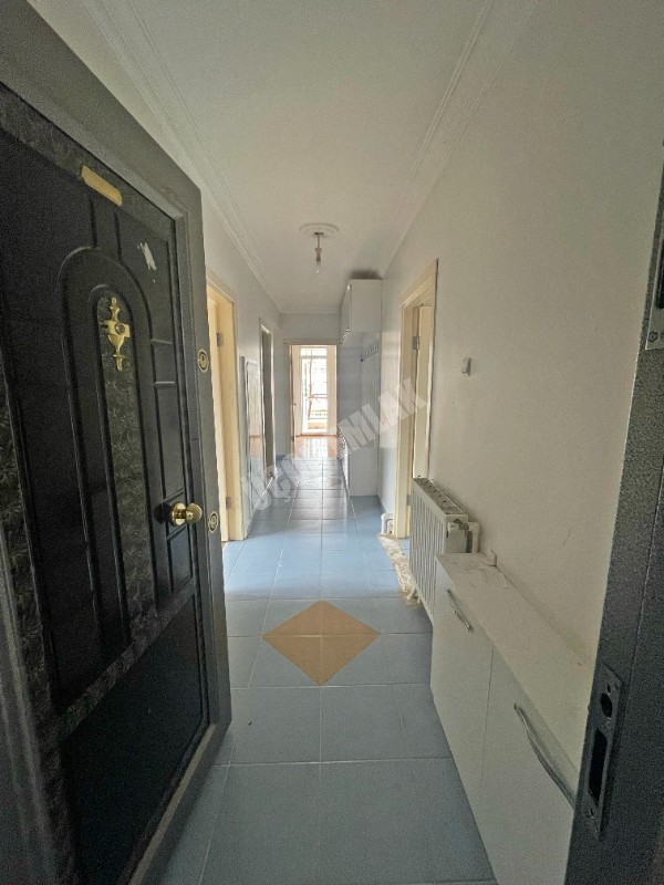 AFYON ÜÇOK EMLAKTAN ESENTEPE MAH SATILIK 2+1 KÖŞE KONUM DAİRE