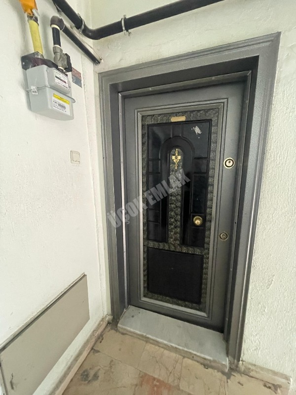 AFYON ÜÇOK EMLAKTAN ESENTEPE MAH SATILIK 2+1 KÖŞE KONUM DAİRE