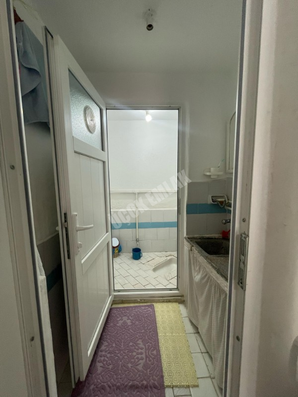 AFYON ÜÇOK EMLAKTAN YUNUS EMRE MAH DA SATILIK 2+1 MÜSTAKİL EV