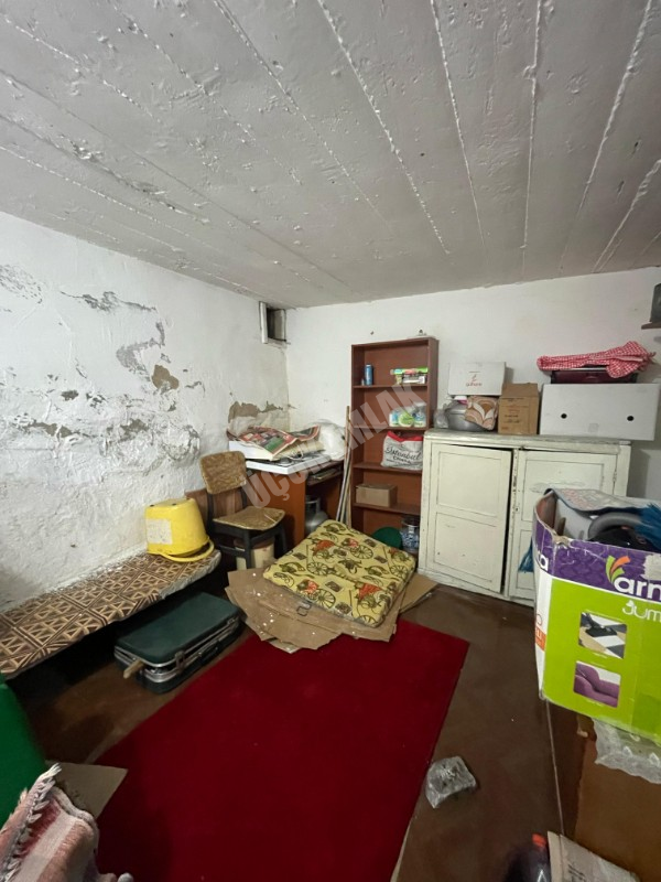 AFYON ÜÇOK EMLAKTAN YUNUS EMRE MAH DA SATILIK 2+1 MÜSTAKİL EV