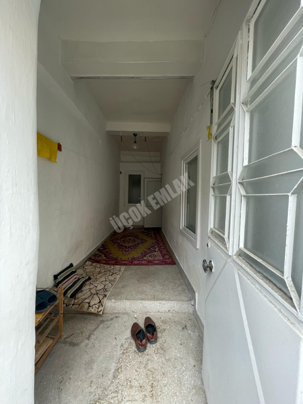 AFYON ÜÇOK EMLAKTAN YUNUS EMRE MAH DA SATILIK 2+1 MÜSTAKİL EV
