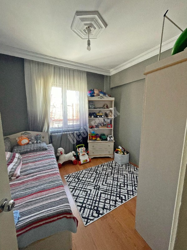 AFYON ÜÇOK EMLAKTAN MAREŞAL F ÇAKMAK MAH SATILIK KÖŞE 3+1 DAİRE