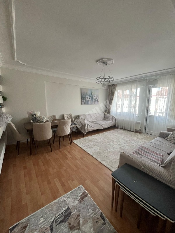 AFYON ÜÇOK EMLAKTAN FATİH MAHALLESİNDE SATILIK TEMİZ 3+1 DAİRE 