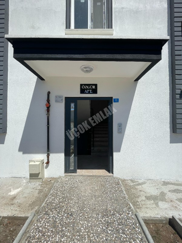 AFYON ÜÇOK EMLAKTAN FATİH MAH DA SATILIK SIFIR LÜKS DAİRELER