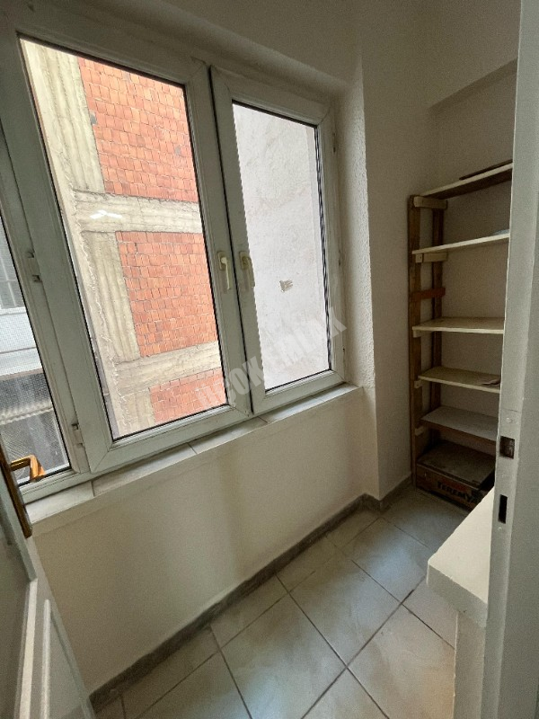 AFYON ÜÇOK EMLAKTAN DUMLUPINAR MAH KİRALIK 2+1 ARAKAT DAİRE