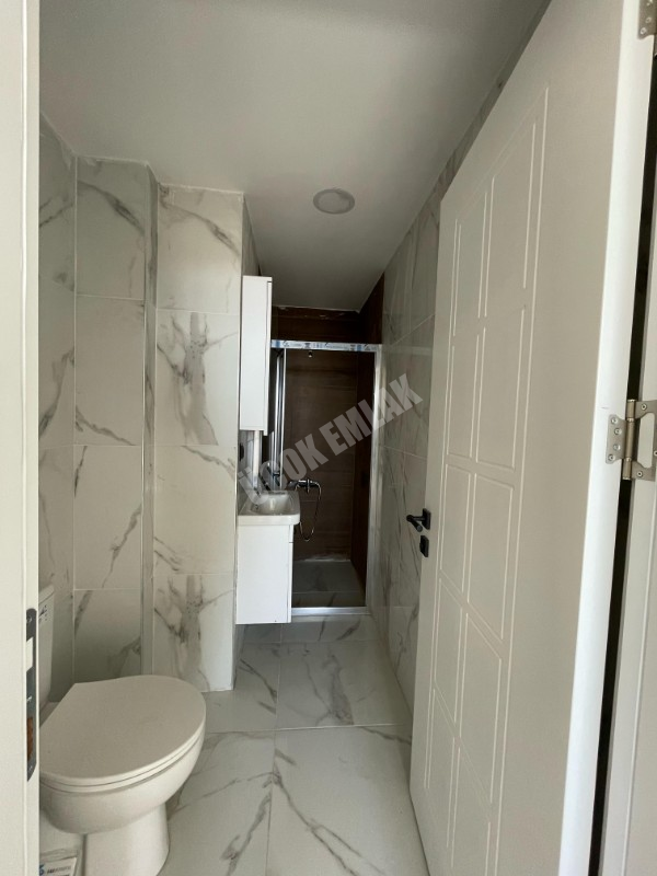 AFYON ÜÇOK EMLAKTAN KARŞIYAKA MAH SATILIK SIFIR LÜKS 2+1 DAİRE
