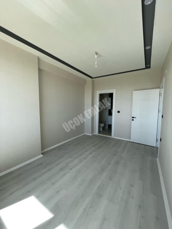 AFYON ÜÇOK EMLAKTAN KARŞIYAKA MAH SATILIK SIFIR LÜKS 2+1 DAİRE