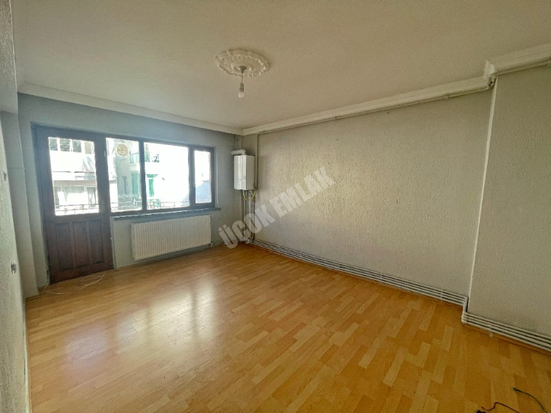AFYON ÜÇOK EMLAKTAN KAYADİBİ MAH KİRALIK 3+1  DAİRE