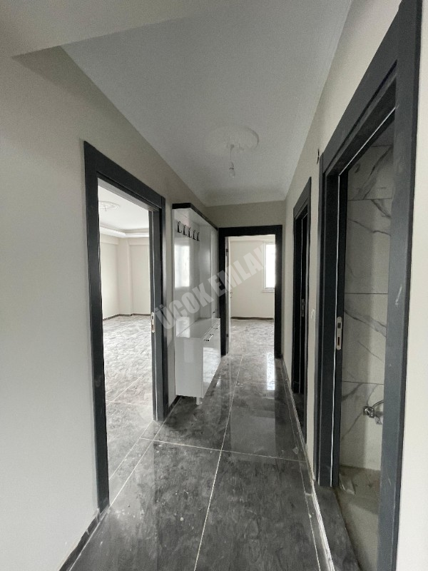 AFYON ÜÇOK EMLAKTAN MAREŞAL DE KİRALIK 2+1 ARAKAT SIFIR AYARINDA LÜX DAİRE