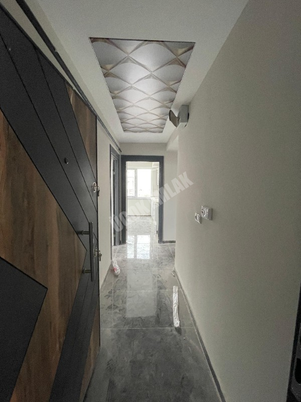 AFYON ÜÇOK EMLAKTAN MAREŞAL DE KİRALIK 2+1 ARAKAT SIFIR AYARINDA LÜX DAİRE