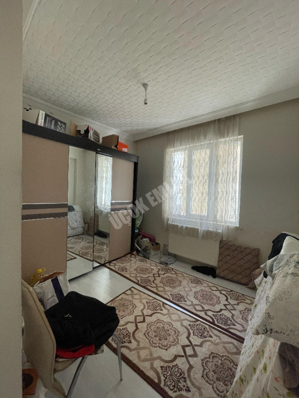 AFYON ÜÇOK EMLAKTAN ZAFER MAH SATILIK 3+1 DAİRE