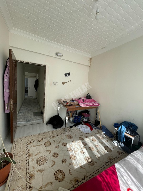 AFYON ÜÇOK EMLAKTAN ZAFER MAH SATILIK 3+1 DAİRE