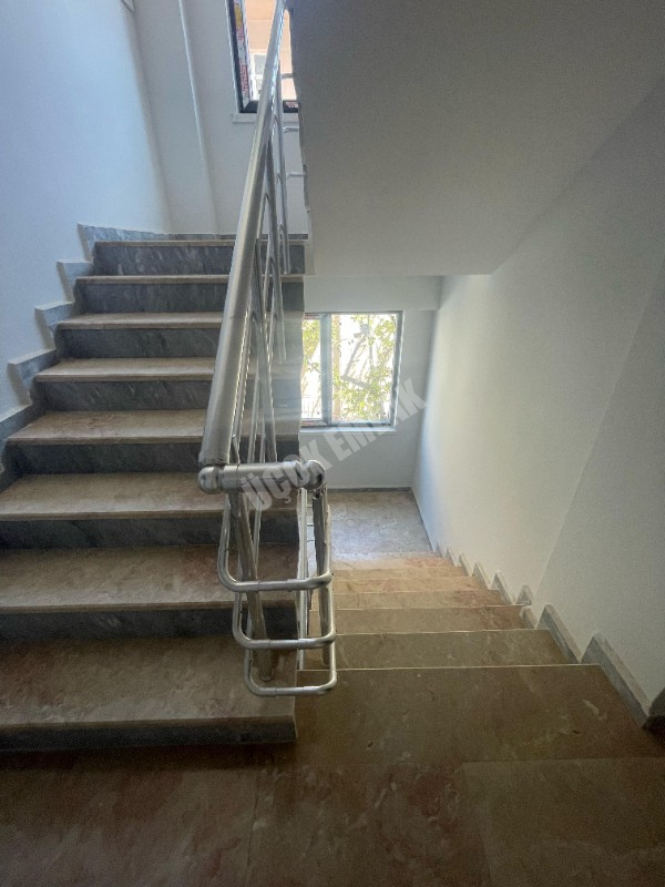 AFYON ÜÇOK EMLAKTAN HARBİŞ KOCATEPE MAH SATILIK SIFIR LÜX ARAKAT DAİRE