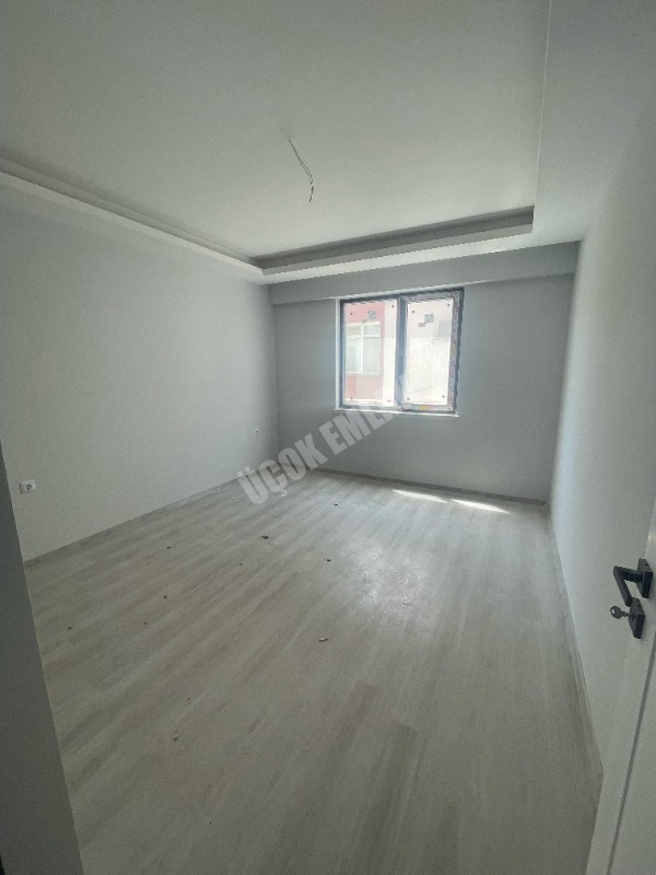 AFYON ÜÇOK EMLAKTAN HARBİŞ KOCATEPE MAH SATILIK SIFIR LÜX ARAKAT DAİRE