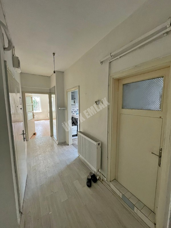 AFYON ÜÇOK EMLAKTAN CUMHURİYET  MAH DA KİRALIK 2+1 BAKIMLI DAİRE 