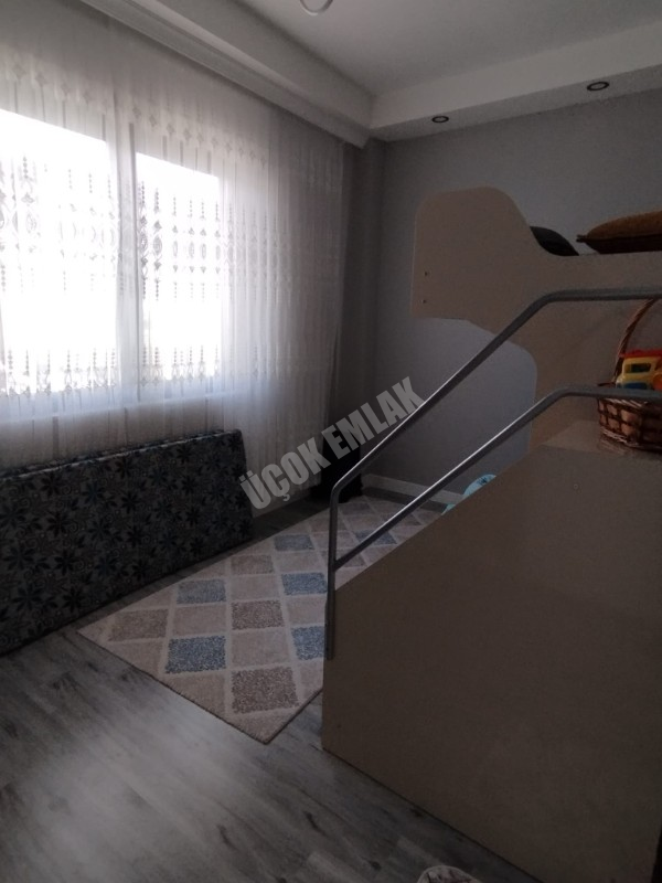 AFYON ÜÇOK EMLAKTAN İHSANİYE DE SATILIK FUL EŞYALI VİLLA