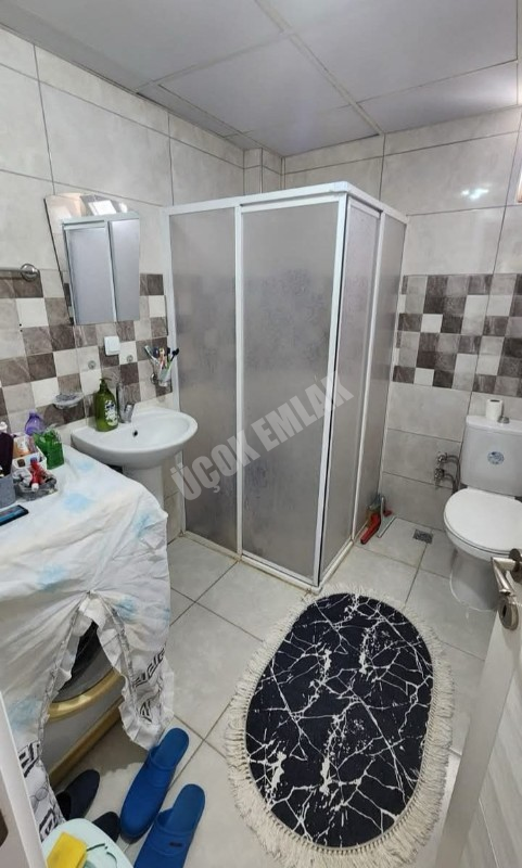 AFYON ÜÇOK EMLAKTAN MAREŞAL F ÇAKMAK MAH SATILIK 3+1 DAİRE TEMİZ SIFIR AYARINDA BAKIMLI DAİRE