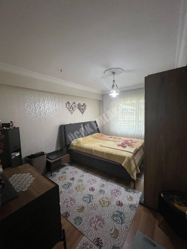 AFYON ÜÇOK EMLAKTAN İSTİKLAL MAH SATILIK 3+1 TEMİZ BAKIMLI DAİRE