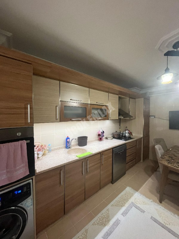 AFYON ÜÇOK EMLAKTAN İSTİKLAL MAH SATILIK 3+1 TEMİZ BAKIMLI DAİRE