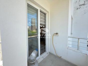 ALYANS'TAN MEZİTLİ'DE TEK BLOK OTOPARKLI FULL EŞYALI 2+1