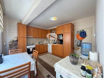 ALYANS'TAN YENİŞEHİR'DE BAĞIMSIZ MUTFAK GENİŞ SATILIK 3+1