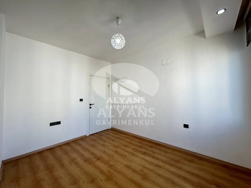 ALYANS'TAN TEK BLOK CEPHELERİ AÇIK BAĞIMSIZ MUTFAK GENİŞ 3+1