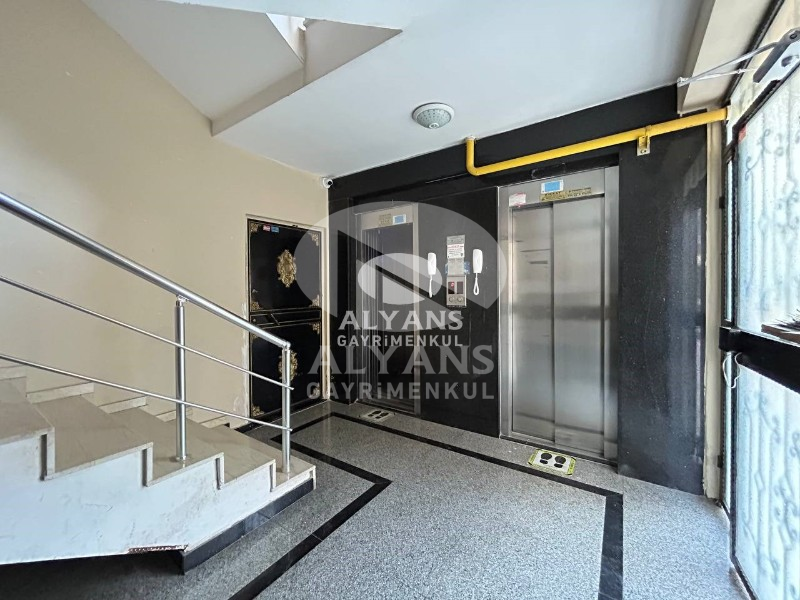 ALYANS'TAN TEK BLOK CEPHELERİ AÇIK BAĞIMSIZ MUTFAK GENİŞ 3+1