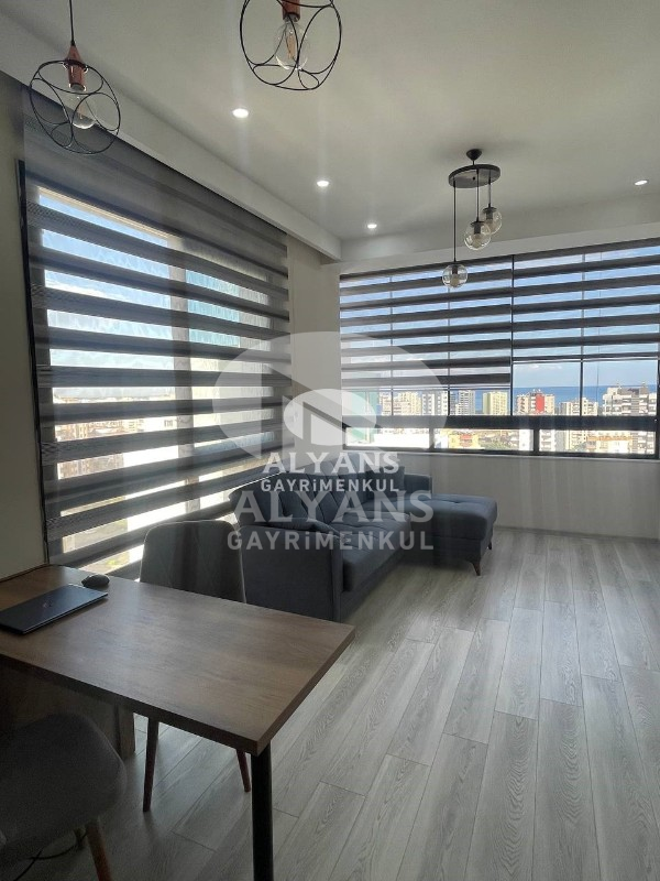 ALYANS'TAN MEZİTLİ'DE MERKEZİ KONUMDA FULL SOSYAL ALANLI 2+1