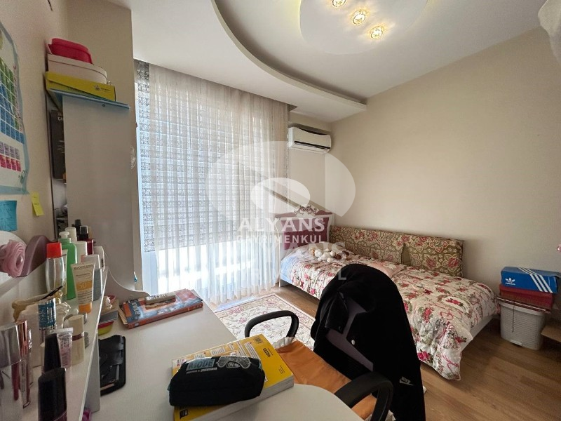 ALYANS'TAN MEZİTLİ MERKEZ'DE FULL SOSYAL ALANLI LÜKS 3+1