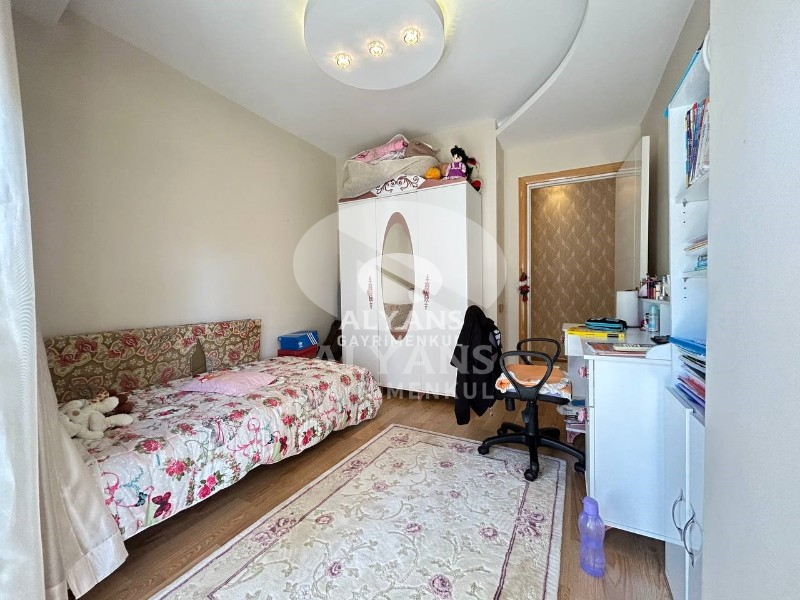 ALYANS'TAN MEZİTLİ MERKEZ'DE FULL SOSYAL ALANLI LÜKS 3+1