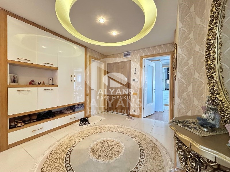ALYANS'TAN MEZİTLİ MERKEZ'DE FULL SOSYAL ALANLI LÜKS 3+1