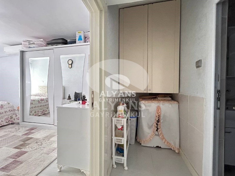 ALYANS'TAN MERKEZDE FULL YAPILI CEPHELERİ AÇIK MASRAFSIZ 3+1