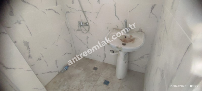 Antre Emlak'tan Satılık Bozyaka Zincirlikuyu'da 2+1,Asansörlü,Otoparklı ,Sıfır Daire