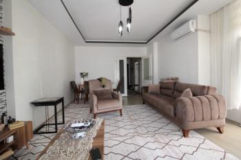 ASLAN'DAN ÜNİ CADDESİNDE MERKEZİ KONUMLU BAĞIMSIZ KİRALIK 3+1