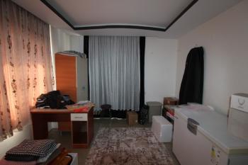 ASLAN'DAN ÜNİ CADDESİNDE MERKEZİ KONUMLU BAĞIMSIZ KİRALIK 3+1