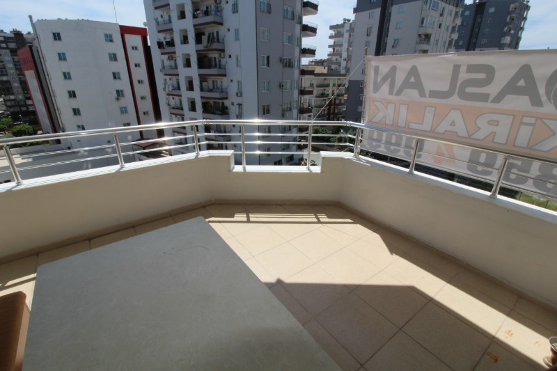 ASLAN'DAN ÜNİ CADDESİNDE MERKEZİ KONUMLU BAĞIMSIZ KİRALIK 3+1