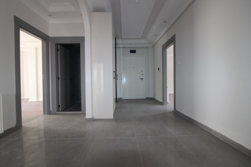 ASLAN'DAN HAFTANIN FIRSATI!! DENİZE 100 METRE HAVUZLU 250 M2 4+1