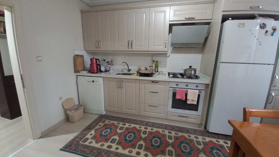 BEŞİKDÜZÜ FATİH'TE SATILIK MASRAFSIZ 3+1 DAİRE