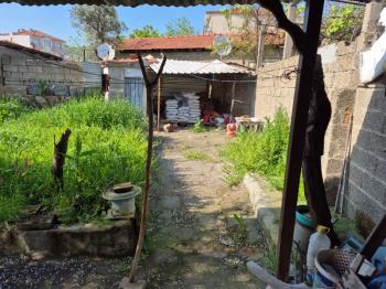 Sarıköy’de Satılık Müstakil Bahçeli Köy Evi 
