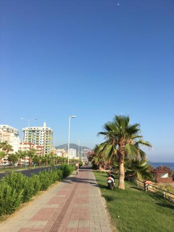 Denize Sıfır Eşyalı 2+1 Kiralık Daire Mahmutlar Alanya 